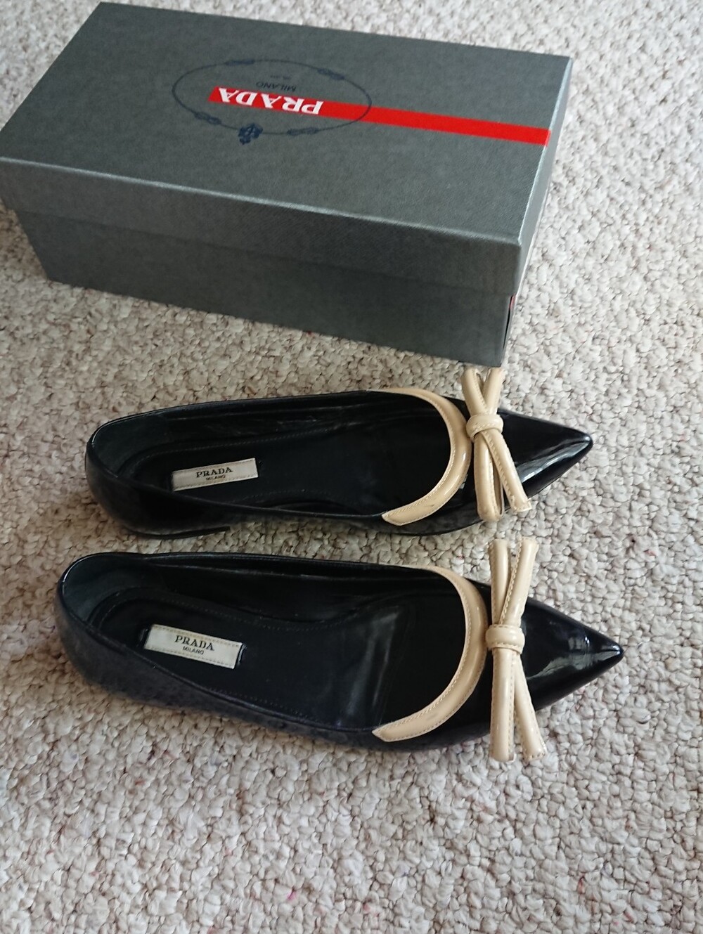 Prada Patent leather Calfskin Bow Ballerina Flats size 36